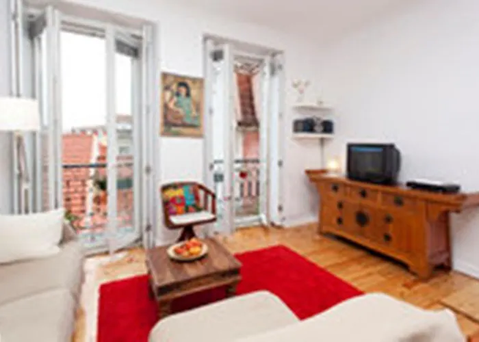 Διαμέρισμα Apartamento Lisboa *